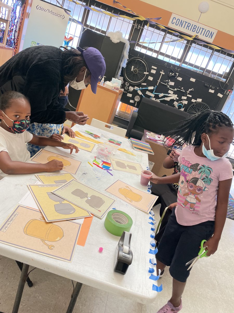 devmissionorg's tweet photo. Weekly STEAM Hub Update! Another week at our STEAM Hub at 1030 Oakdale. It was arts and craft this week and I think the kids got the hang of it
.
.
.
.
.
.
.
.
.
#steam #hub #steamhub #youth #youthdevelopment #diversity #steam #nextgenerationoftech #stemexposure #youbelonghere https://t.co/4yTzC7MWjE