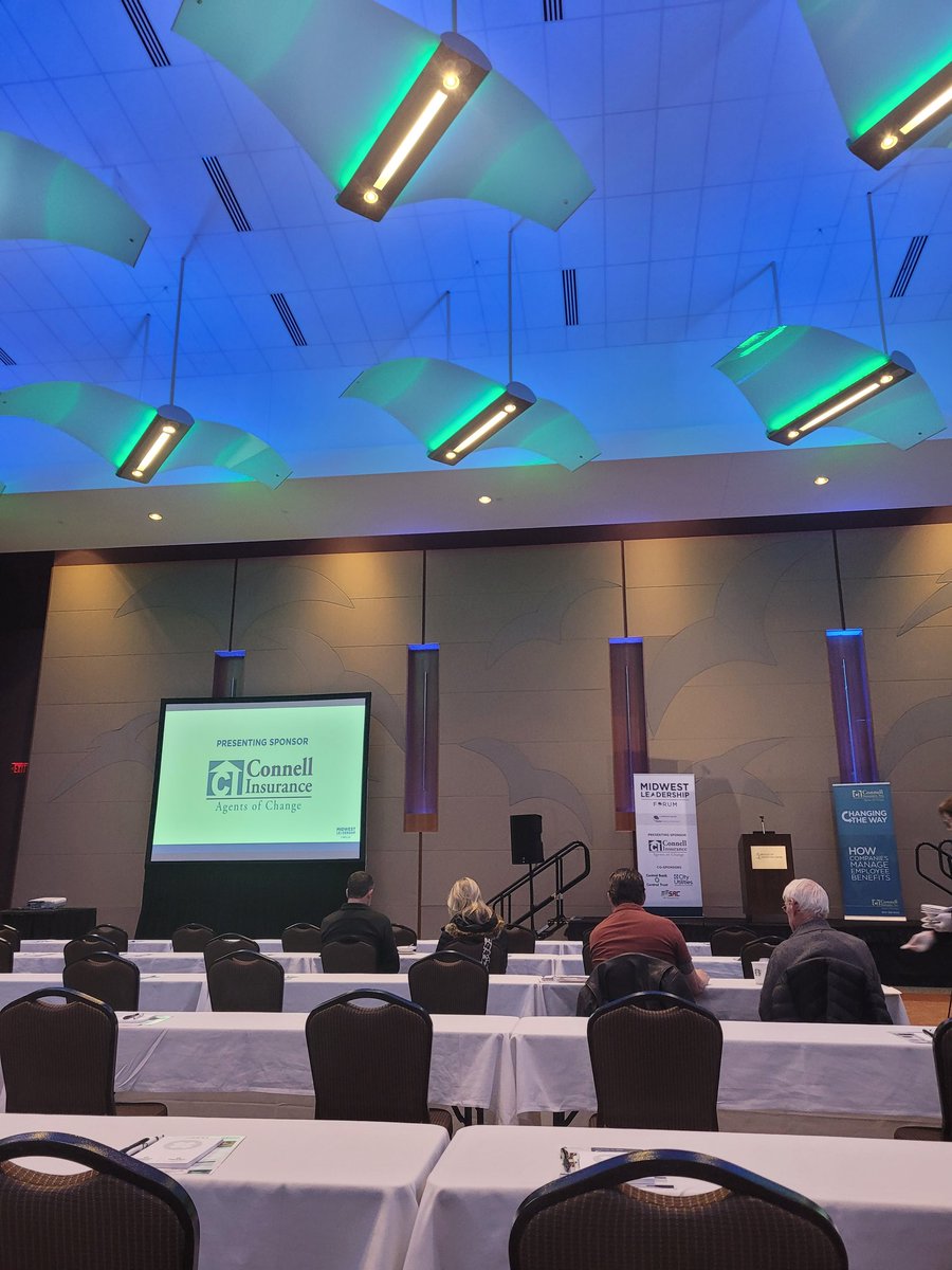 CaptainSGF's tweet photo. Excited to be repping CASA today at the Midwest Leadership Forum! ❤ #casaswmo https://t.co/LJt4JqAyhG