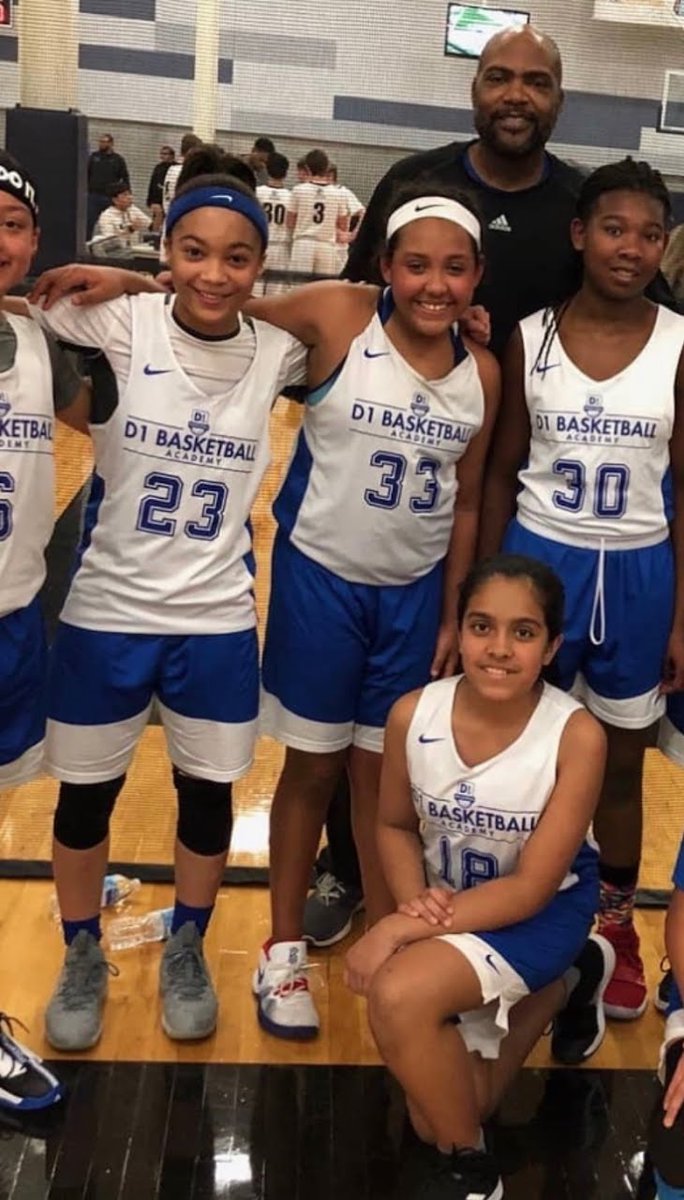 Life long friends, teammates, workout buddies.  They now go head 2 head tonight.  Good luck to you both of these 2025s playing their 1st HS varsity game.  #33 britt finley @GBBLadyWarriors and #23 addisyn Jones <a href="/MHSwomensbball/">MHS Lions Girls Basketball</a>