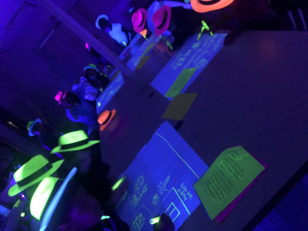 missbrayfpe's tweet image. #glowmath is a quick and easy room transformation that gives you instant engagement! Love having fun with my favorite subject! @LearningatLTE @Champs4Learning @collierschools @CCPSk5math #ccps #ccpssuccess #setthestagetoengage