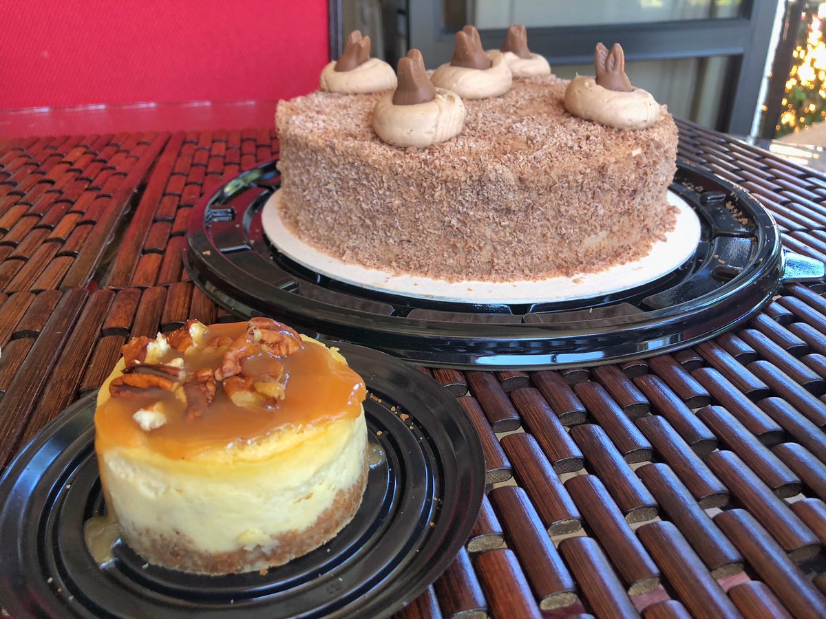 ladegarfield's tweet photo. PAQUETE “FAMILIA Y AMIGOS” para 8p! Incluye Lasaña para 8, Ensalada suprema para 8 Burrata para 8, 8 tostaditas de atún con mango, 16 piezas de pan de ajo, Formaggio, Postre para 8 #lasañaladegarfield #ladegarfield #LasañaaDomicilioenCDMX https://t.co/8ogpm4Bc1n