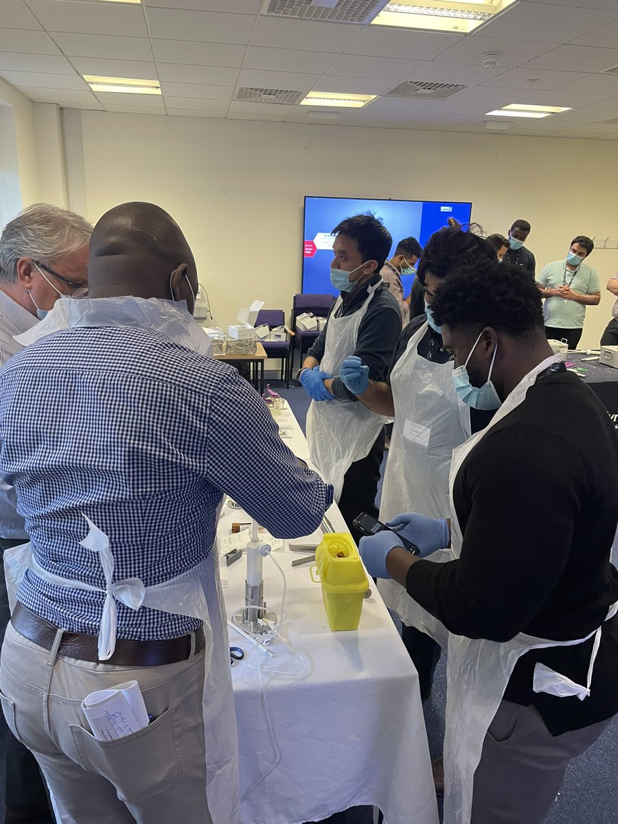 UHCW hip fracture day. Great participation from all involved. @DePuySynthes