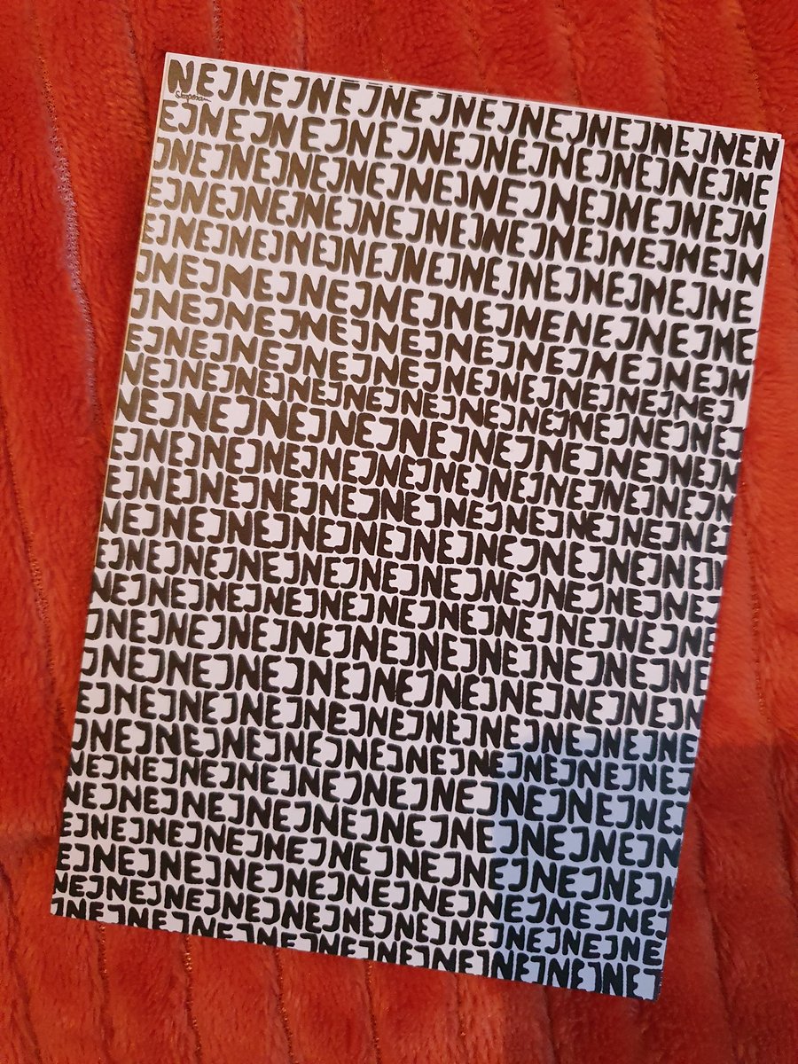 dunkla_rum's tweet photo. Idag har jag tydligen fräst åt den andra nya chefen. När hon stängt sig in på mitt kontor utan att fråga. & inte kunde hon tala om när hon var klar heller. Men det var visst jag som var otrevlig. När hon förstörde mitt upplägg av arbetsuppgifterna. Jag orkar fan inte. #nejnejnej https://t.co/q1n3NuuTBB