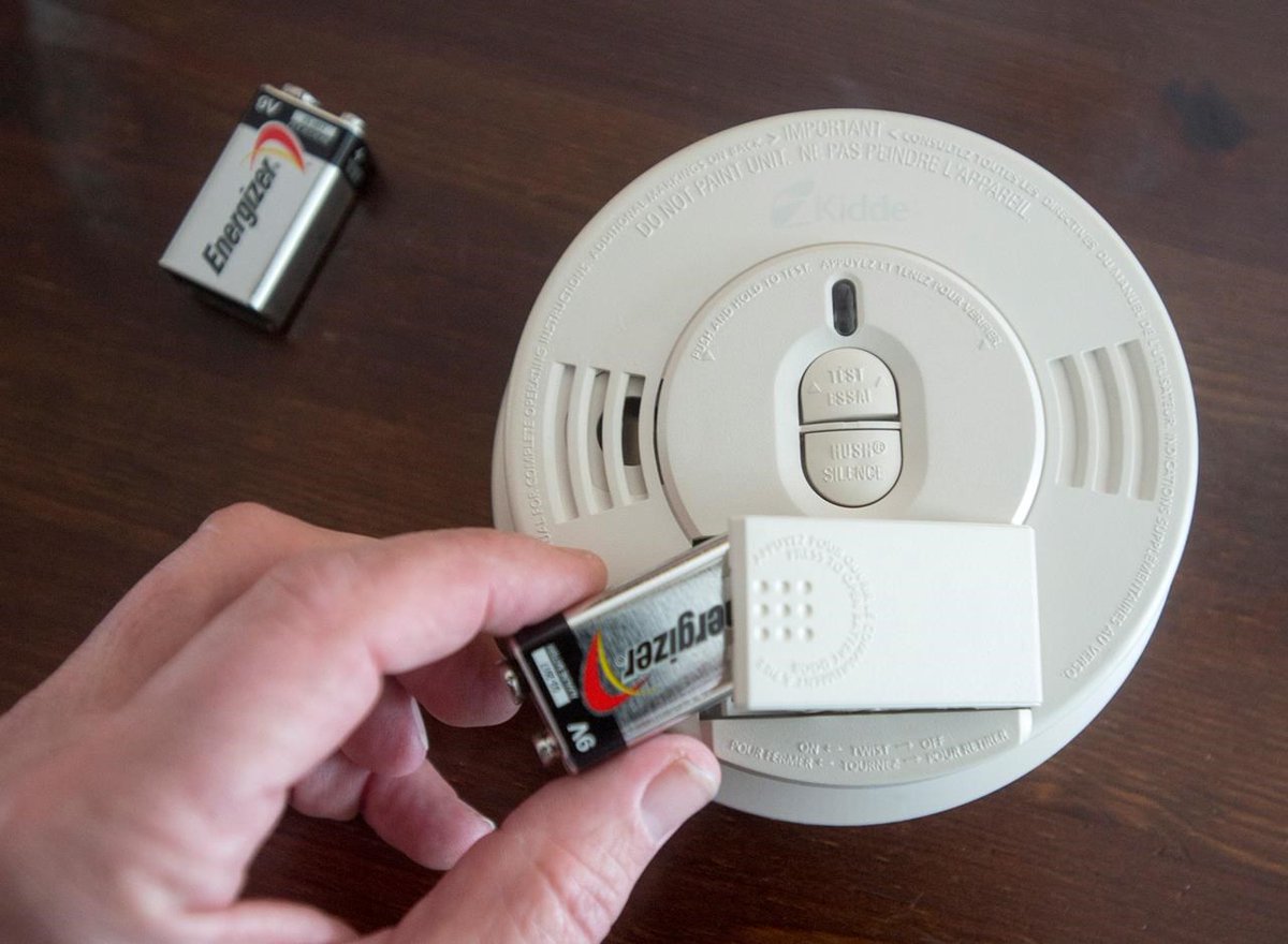 End of daylight saving time a good opportunity to check smoke and CO detectors #DaylightSavingTime #SmokeAlarms #YQL lethbridgenewsnow.com/2021/11/05/end…