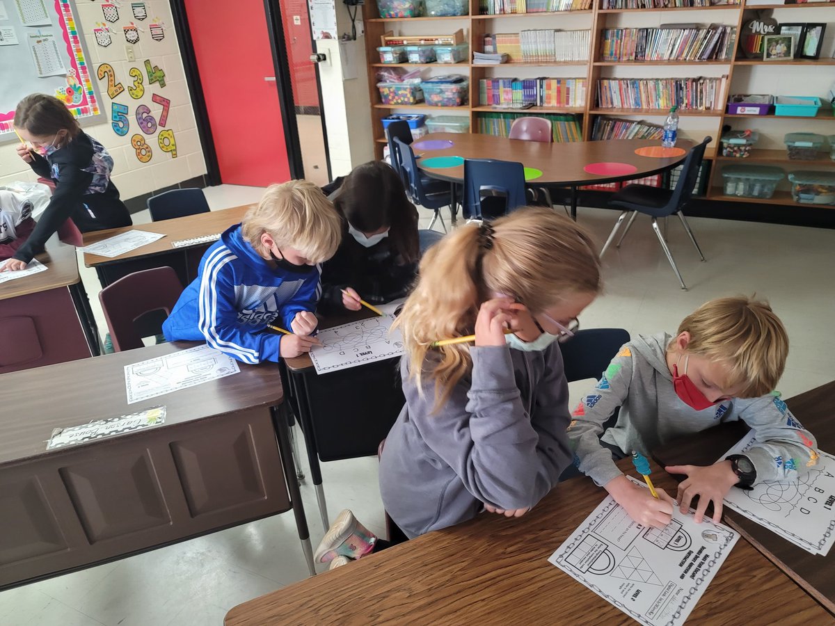 MorganMueth's tweet photo. Third Grade students are working hard to the escape the classroom by putting their math skills to work! #redbud132 #mathfunfriday #escaperoom https://t.co/o8QLZk2PPc