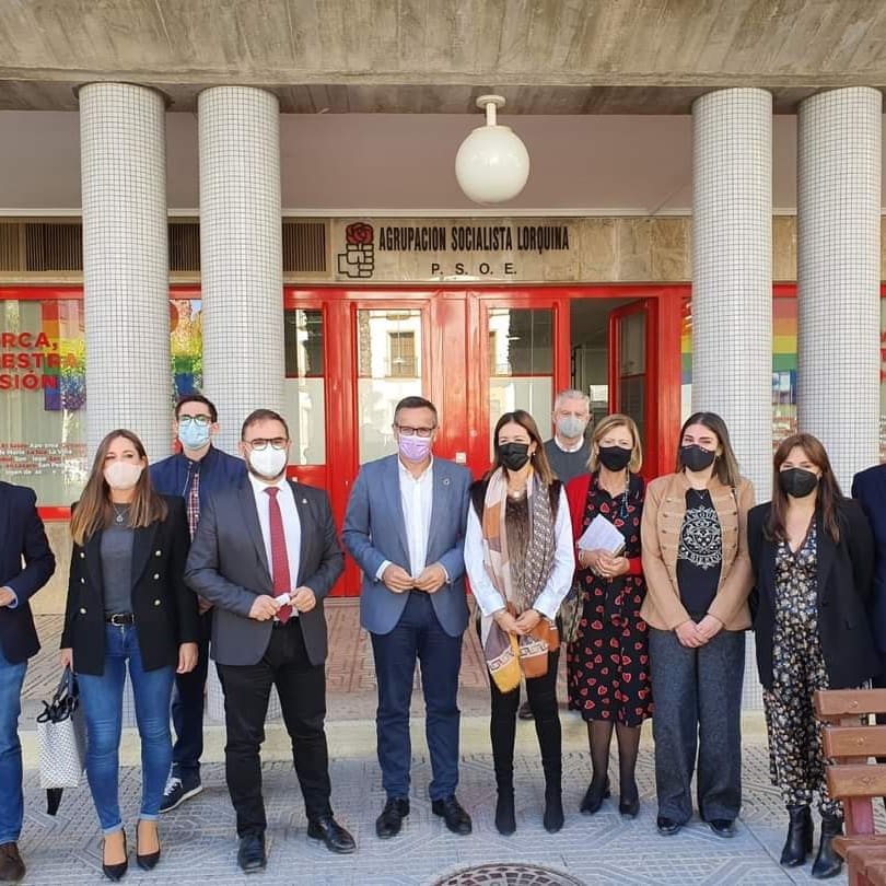 PSOELorca's tweet image. 📣 EXIGIMOS a López Miras que se deje de ‘anuncios fantasma’ y acabe con las graves desigualdades que padecen los pacientes del Área III de Salud.

🏥 Es URGENTE la AMPLIACIÓN DEL HOSPITAL Rafael Méndez o la CREACIÓN de un nuevo hospital en #Lorca.

🔗 psoelorca.es/el-psoe-exige-…