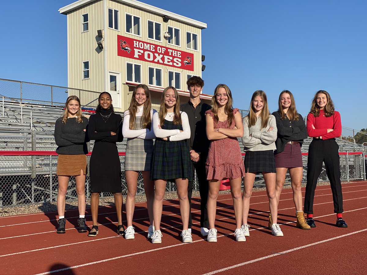 RunYHS's tweet photo. Good luck at State, Foxes! https://t.co/DXUj2xuz0P