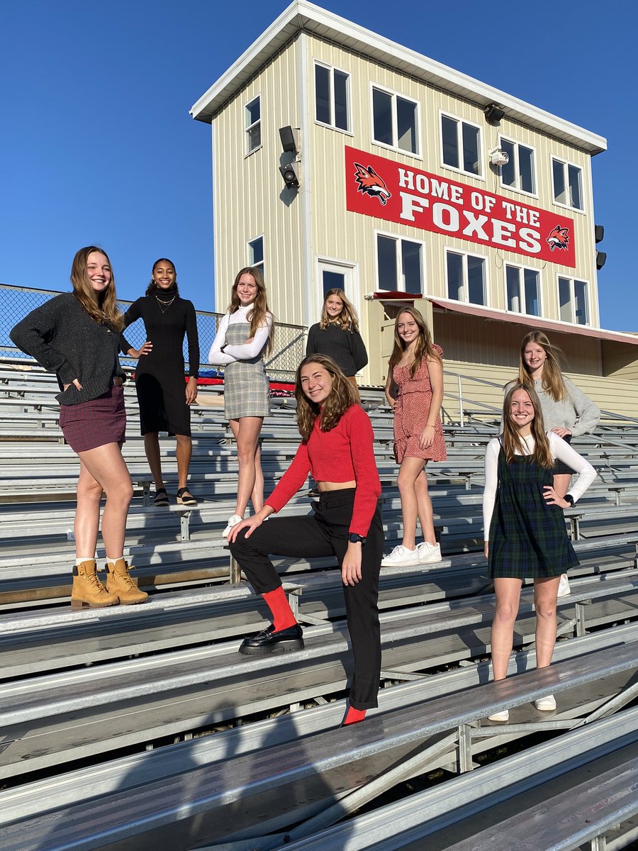 RunYHS's tweet photo. Good luck at State, Foxes! https://t.co/DXUj2xuz0P