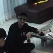 Taegyuistruggle's tweet photo. The hat and Bandana with the glasses damn https://t.co/JLGALcc7gB