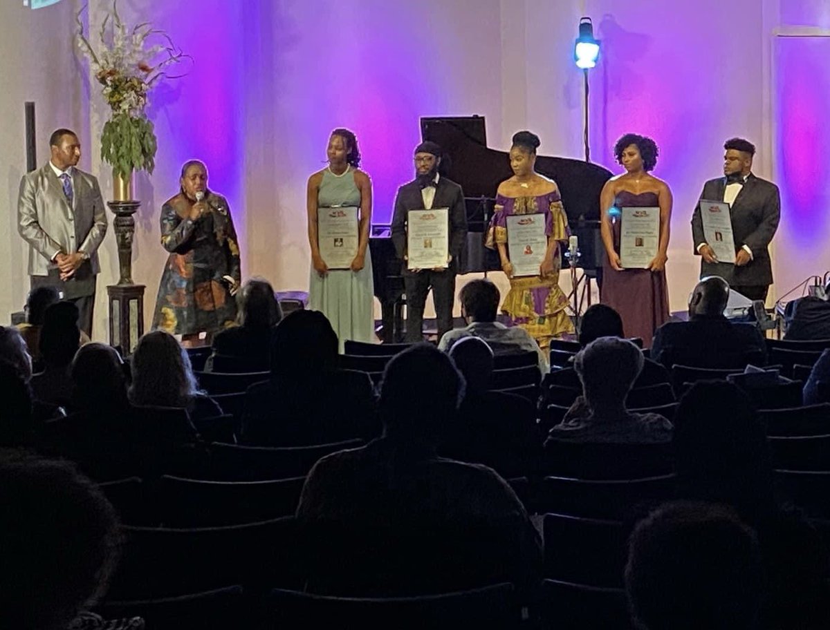 105Voices's tweet photo. Last month the @105voices hosted the HBCU 1st National Soloists Competition in Music City, Nashville, TN. This historic event brought five soloists across HBCUs and made possible by event parter @nashvilleopera. #WeAre105 https://t.co/p1bb2nL7Rp