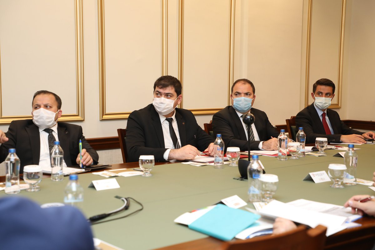 sivasvaliligi's tweet image. &quot;Her sene daha iyiye…”

Eğitimin niteliği ile birlikte başarıyı artırmak, coğrafyamızın tamamına fırsat eşitliği sunmak ve öğretmen - veli işbirliğini geliştirmek için başlatılan projelere yenileri ekleniyor.

#Eğitim2023