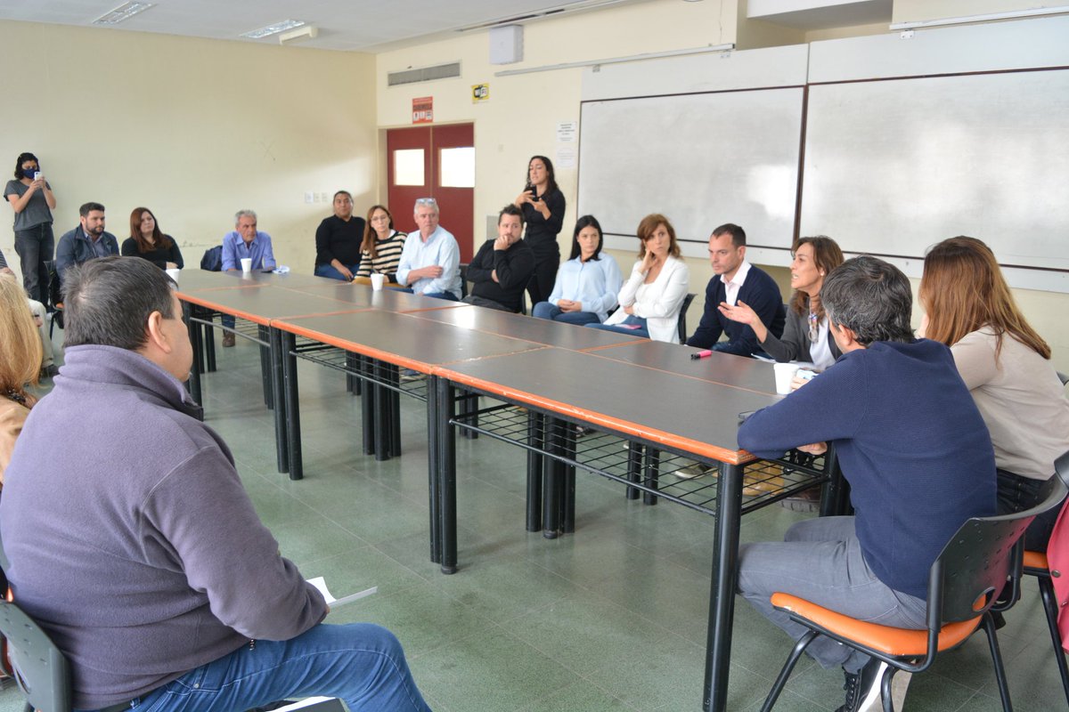 mpvischi's tweet photo. Junto a @martintetaz, @CarlaCarrizoAR, @luciolape, @manuelathourte, @yamilsantoro, @marielacoletta y @sanchezfdo escuchando a familiares y miembros de ONGs que tanto trabajan por los derechos de personas con #discapacidad ♿ Conversamos sobre estado actual y legislación faltante. https://t.co/jXsNAwjZRM