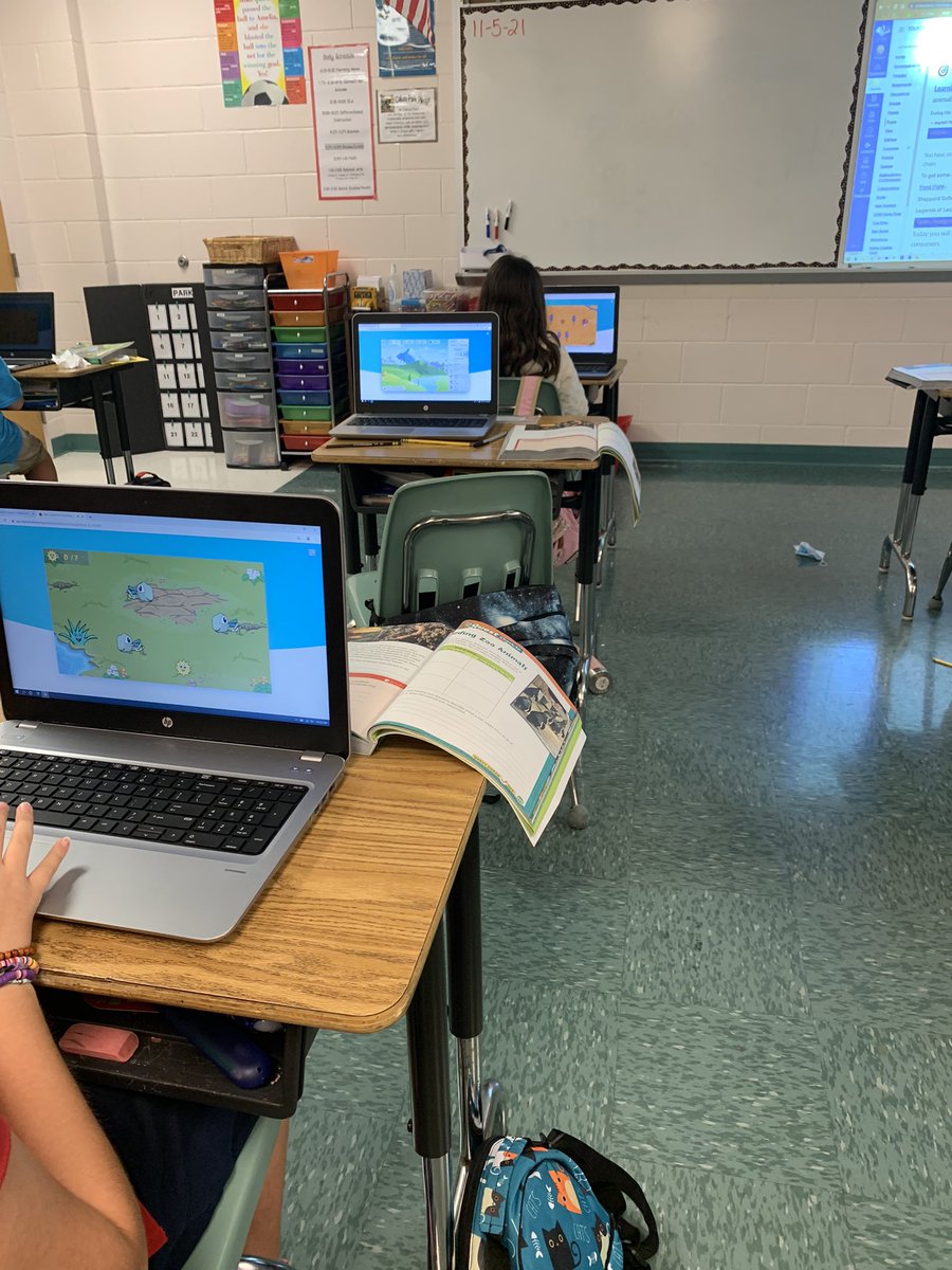 jewiebaum's tweet photo. Learning through computer games plus having options equals engaged learning! @blackbearsroar @CAST_UDL  @UDL_Center #udlchat https://t.co/2L05ZFhTWc