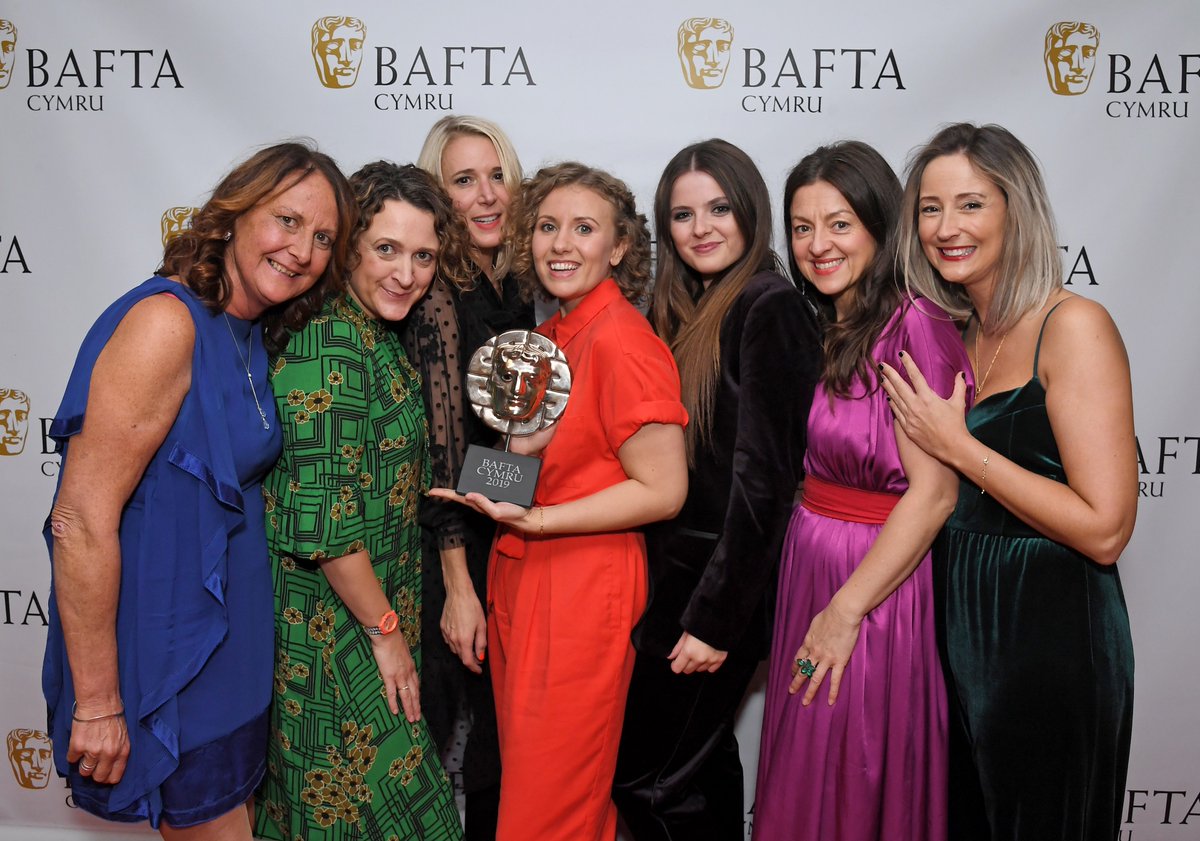 BAFTACymru's tweet photo. Series 2 of the @BAFTACymru award-winning In My Skin arrives back on our screens next week! 🆕

Here is how you can watch:

📱 Stream on @BBCiPlayer from Monday 8 Nov
📺Watch on @BBCOne Wales, starting Monday 8 Nov, 10.45pm

#BAFTARecommends #InMySkin https://t.co/RBrHmG9rlD
