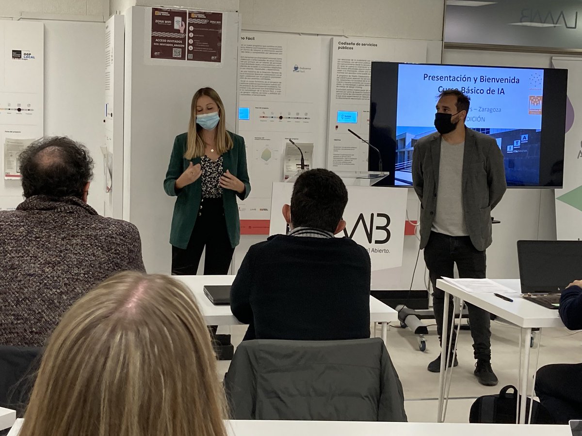 ITA_tecnologia's tweet photo. Hoy comenzamos la aventura de llevar la #IA a la sociedad. Desde @ITAINNOVA
Curso básico de inteligencia artificial en el @laaab @AISaturdays_ES En #Zaragoza #Aragón https://t.co/1B1iJD7gIe