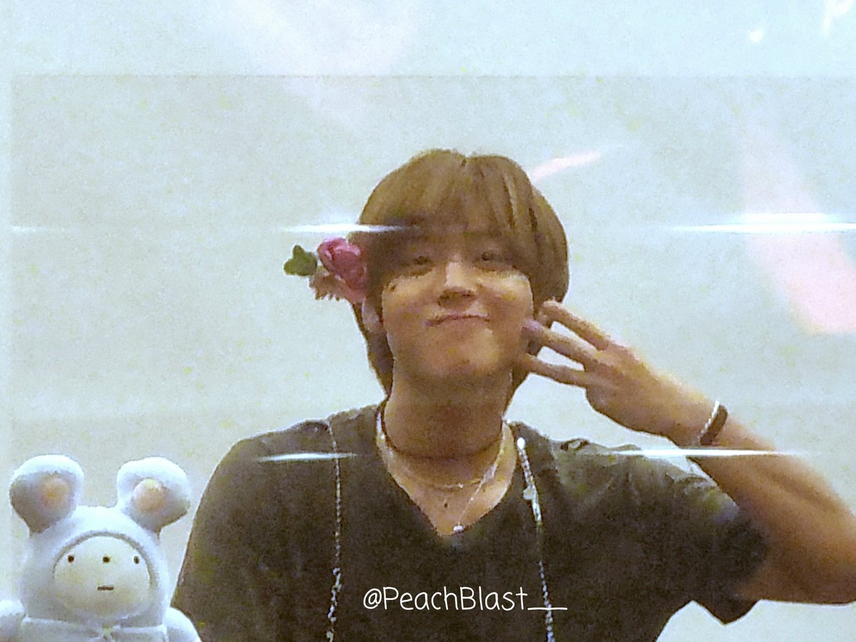 PeachBlast__'s tweet image. 211105 박지훈 제이제이뮤즈 팬싸인회

화질 지못미 ㅠㅠㅠㅠ 그래도 지훈이니까 다 살렸네요 ♥

#PARKJIHOON #HOTnCOLD