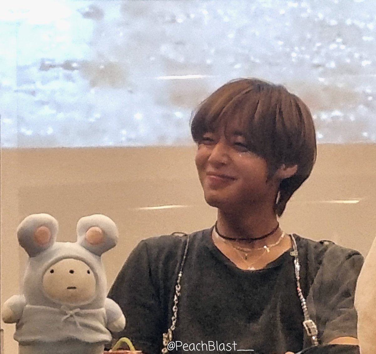 PeachBlast__'s tweet image. 211105 박지훈 제이제이뮤즈 팬싸인회

화질 지못미 ㅠㅠㅠㅠ 그래도 지훈이니까 다 살렸네요 ♥

#PARKJIHOON #HOTnCOLD