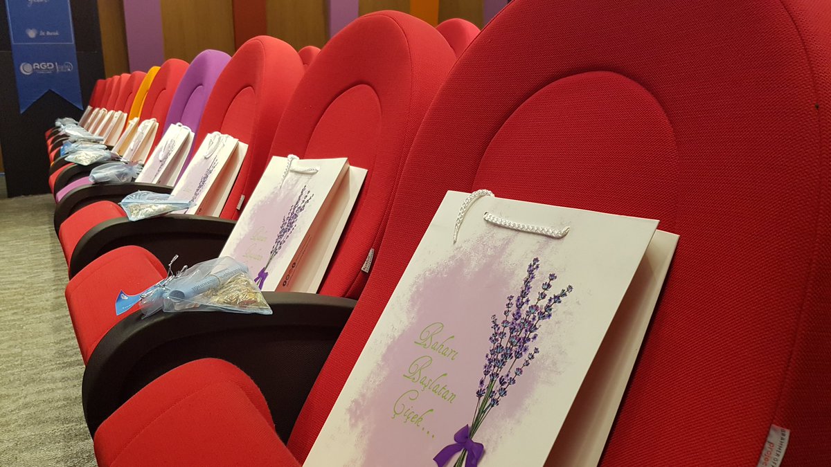 47. Dönem Kasım Ayı Divanımız için salonumuz hazır misafirlerimizi bekliyoruz. ☺