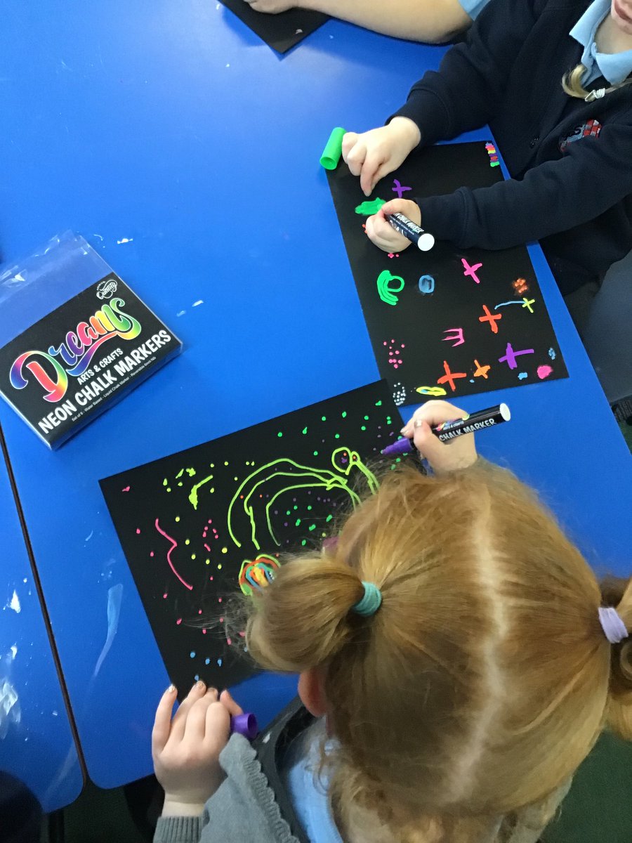 SchoolCrombie's tweet image. Happy 5th of November! 💥 
P1S have been busy using our new chalk pens to make firework pictures. We learned about firework safety and created these beautiful pictures! 😃
#fireworksafety #creativity #simplebuteffective #chalkeverywhere