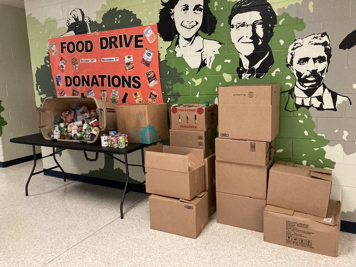 CounselorHanger's tweet photo. We have THE BEST students, staff, and families at Eagle Nation! 13 boxes of donated goods packed with more to go. Your donations ensure that families in our community will have meals for the holidays. THANK YOU @SPES_Eagles for your generosity! 
#operationturkey
#pwcscounseling https://t.co/3T94BxMDoM
