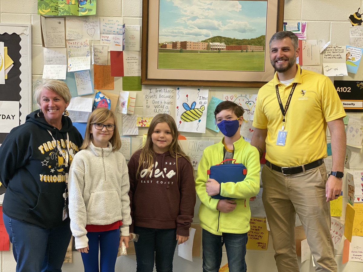 MeganRivet's tweet photo. These lucky kiddos share a birthday with Three Rivers! 🎂 🎉 #happybirthday #65yearsofexcellence https://t.co/cJyAX6gAqw