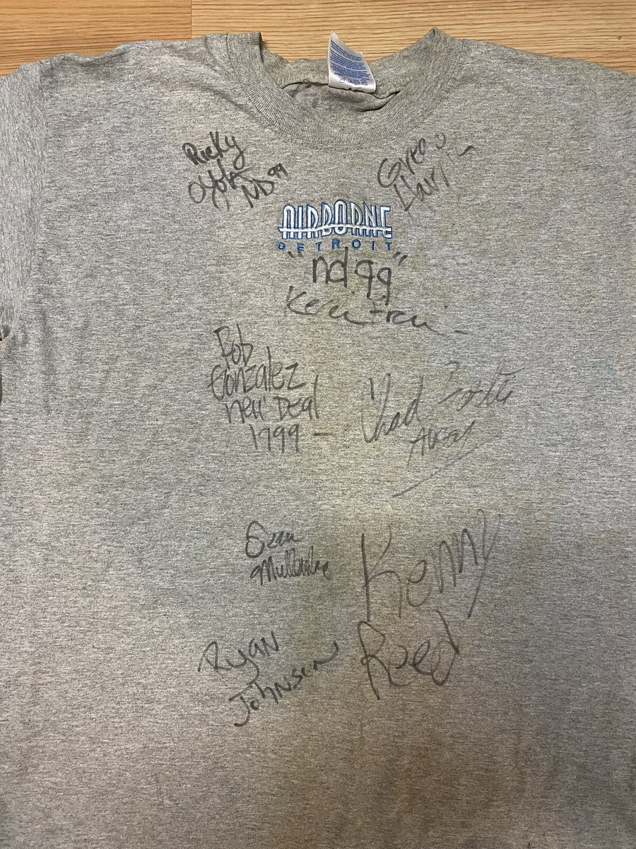 A little fall cleaning. Came across this shirt I got signed at a New deal demo at my local park. <a href="/thenineclub/">THE NINE CLUB</a> <a href="/_steezuschrist/">𝐬𝐭𝐞𝐞𝐳𝐮𝐬</a> <a href="/chris_roberts1/">Chris Roberts</a>