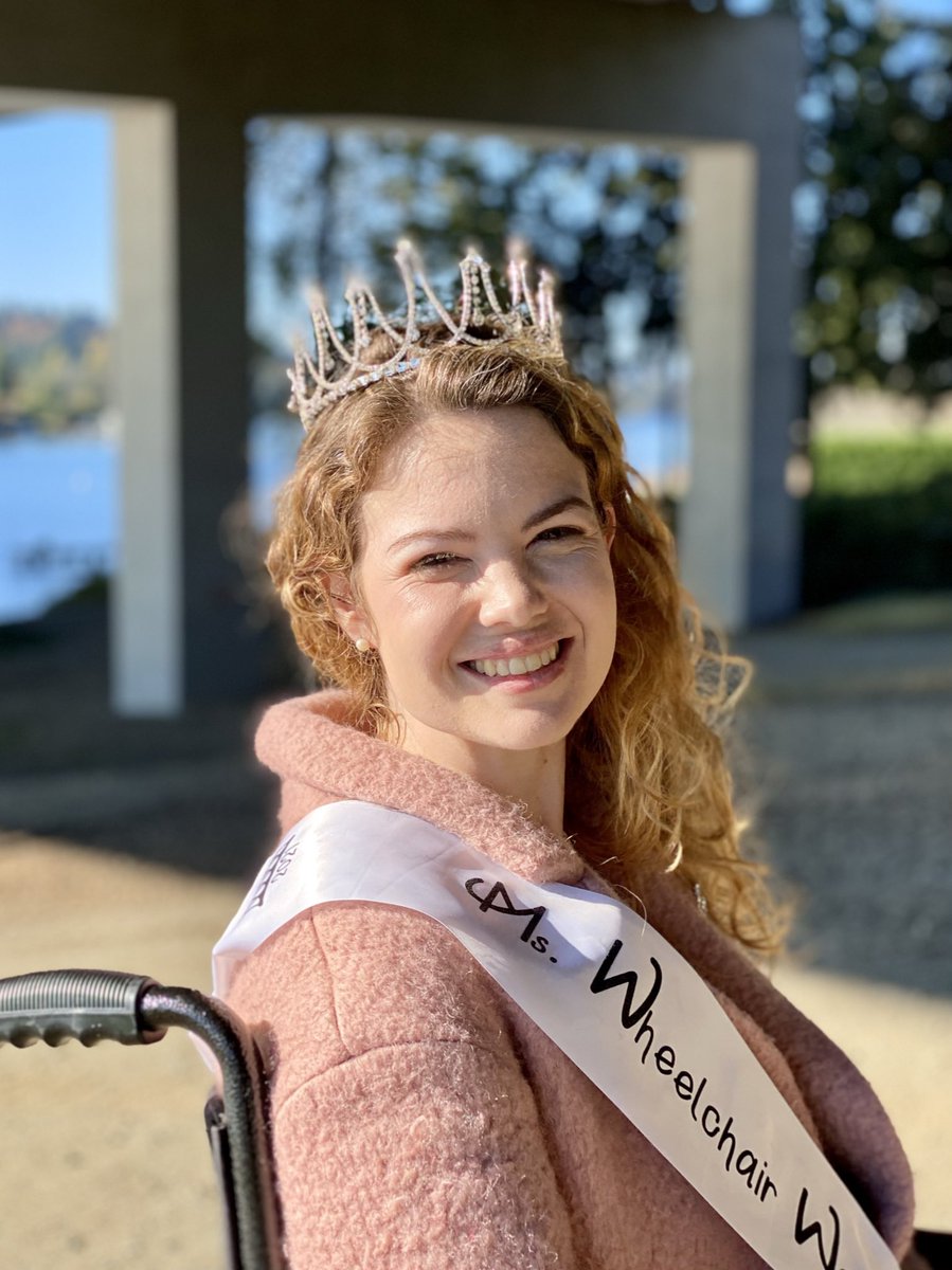 MsWheelchairUSA's tweet photo. Sarah Tompkins, Ms. Wheelchair Washington USA, communes with nature as a form of #selfcare. Learn more at https://t.co/xCElnRYkgV #MWUSA #MWWAUSA #DisabilityPageants https://t.co/SYEnQgKuVh