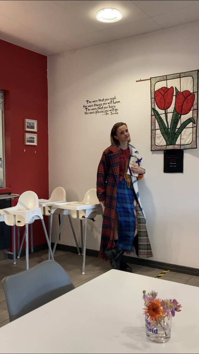 the_bookfairies's tweet image. “We believe that the climate movement is only as strong as the relational web between us.”
 
As part of our nationwide #COPBookFairies activity, #EmmaWatson shared All We Can Save at the Heart of Scotstoun community centre in Glasgow this week. #ibelieveinbookfairies @EmmaWatson