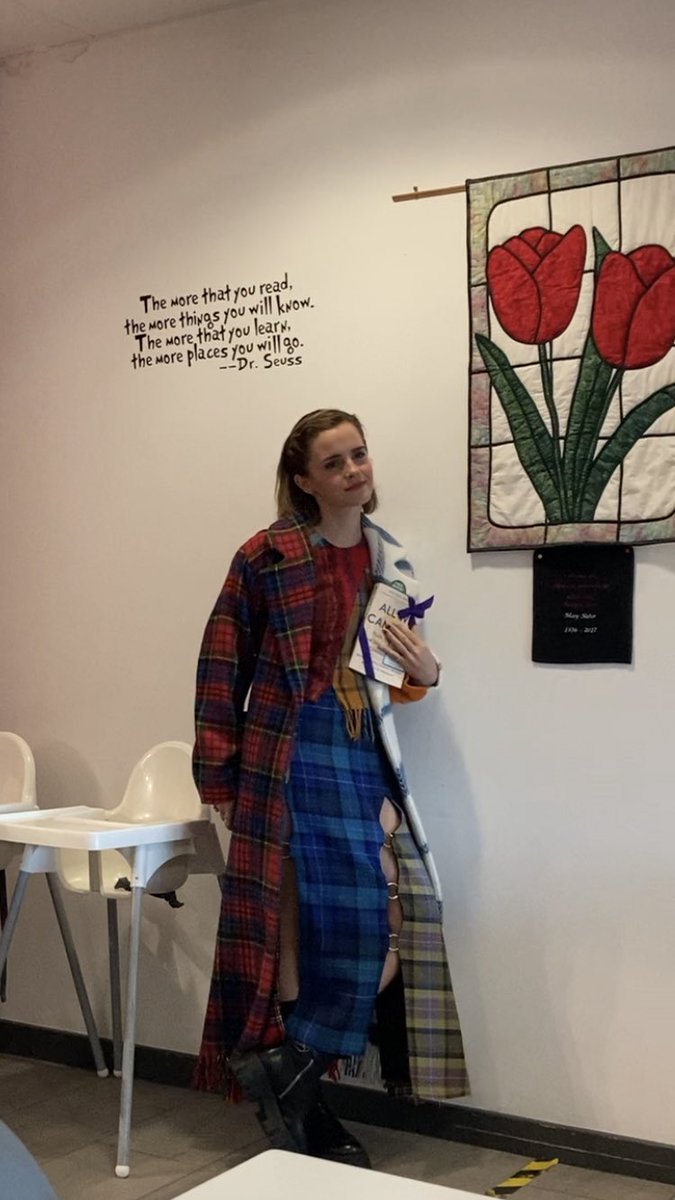 the_bookfairies's tweet image. “We believe that the climate movement is only as strong as the relational web between us.”
 
As part of our nationwide #COPBookFairies activity, #EmmaWatson shared All We Can Save at the Heart of Scotstoun community centre in Glasgow this week. #ibelieveinbookfairies @EmmaWatson