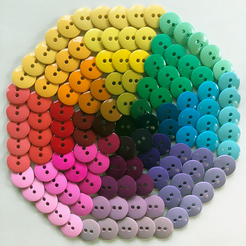 ONTSpecialNeeds's tweet photo. Welcome to today's #dailyMathChallenge.

What math do you see?
How many buttons?
How many holes can you count? https://t.co/A4T6G0swUE