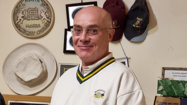 COI_StMoritz's tweet photo. At the #COI Trophy 2022 we have a new addition to the officials team - Mr David Wormald. We asked David to share a few words of introduction with us, and we are very happy to introduce David to the wider cricket on ice community in the article below 👇

https://t.co/yrfMKToCDE https://t.co/JcHww6yxrC