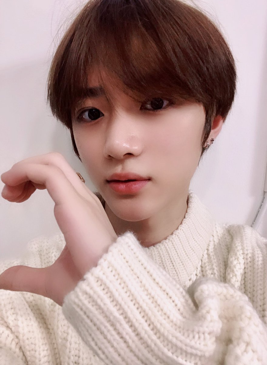 bamngt_LQVE_'s tweet photo. #MAMAVOTE #txt 
범규의 하트를 알티로 ���뜨려보세요! https://t.co/FeS29frqtR