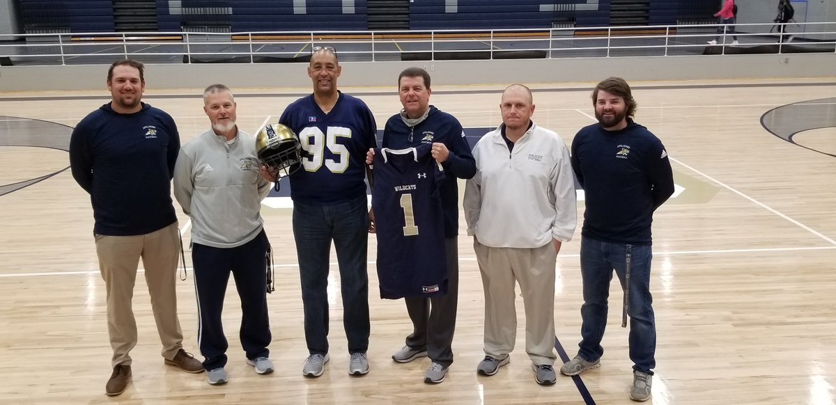CoachTonyLotti's tweet photo. Congratulations to our guy COL Fortune for being selected by the football coaching staff as the Big Cat Impact Player at Apalachee!! Thanks for your service to our country, school and young people of Barrow County! A true servant leader! 👊 congrats my friend! https://t.co/e6ZiiMnHbY