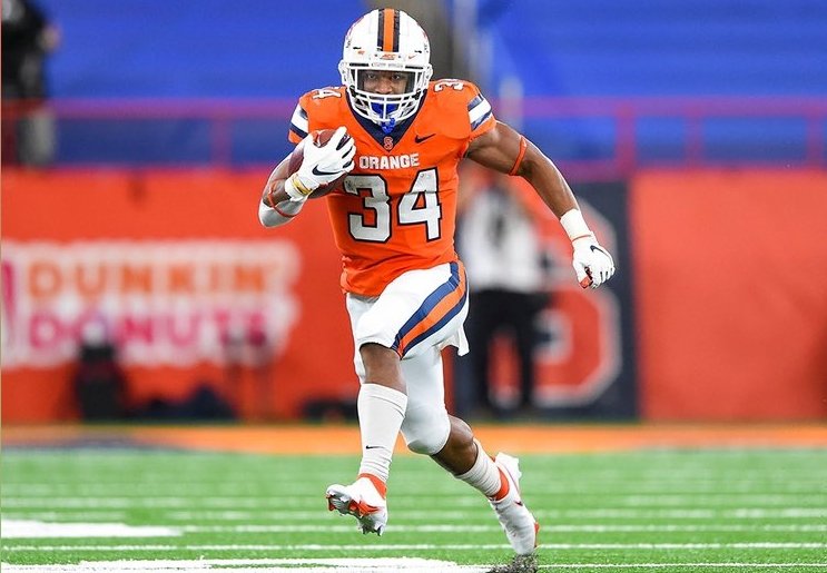 NCAAFNation247's tweet photo. Syracuse RB Sean Tucker leads #FBS #CFB with 1,267 rushing yards https://t.co/uLywAEMTY5