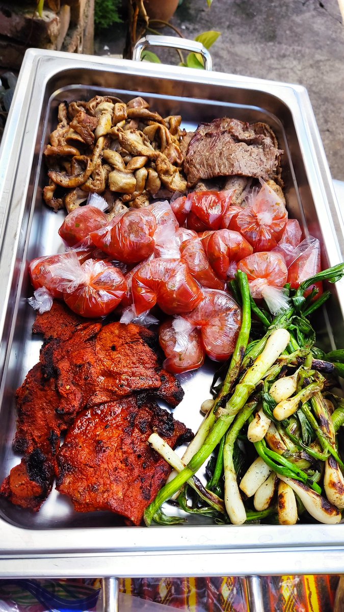 RefreSofy's tweet photo. Hoy cerramos semana con Asados!!!
Pide ya!
Tripa
Carne
Adobado
A solo Q15

Servicio a domicilio completamente gratis https://t.co/wYOmeyZv0N