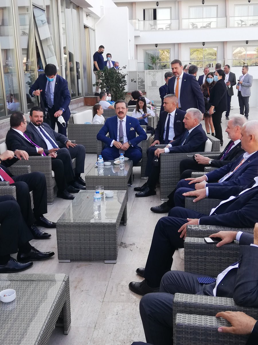 SilifkeSitso's tweet photo. Kuzey Kıbrıs Türk Cumhuriyeti'nde gerçekleştirdiğimiz III.Liderlik Akademisi TOBB Başkanımız Sayın Rifat Hisarciklıoğlu'nun teşrifleriyle başlamıştır.
#tobb #sitso #IIIliderlikakademisi https://t.co/PJQCawtIS1