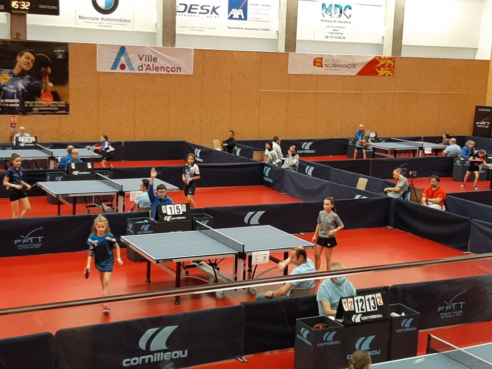 CMMABN's tweet photo. [SPORT] Plus de 250 #joueurs ont participé ces 3 derniers jours aux Championnats de France de Tennis de Table à #Alençon (61). En tant que #partenaire de cette manifestation, le @CMMABN était présent sur place. #LeCMsoutientLeSport https://t.co/WKJ2azD9i7