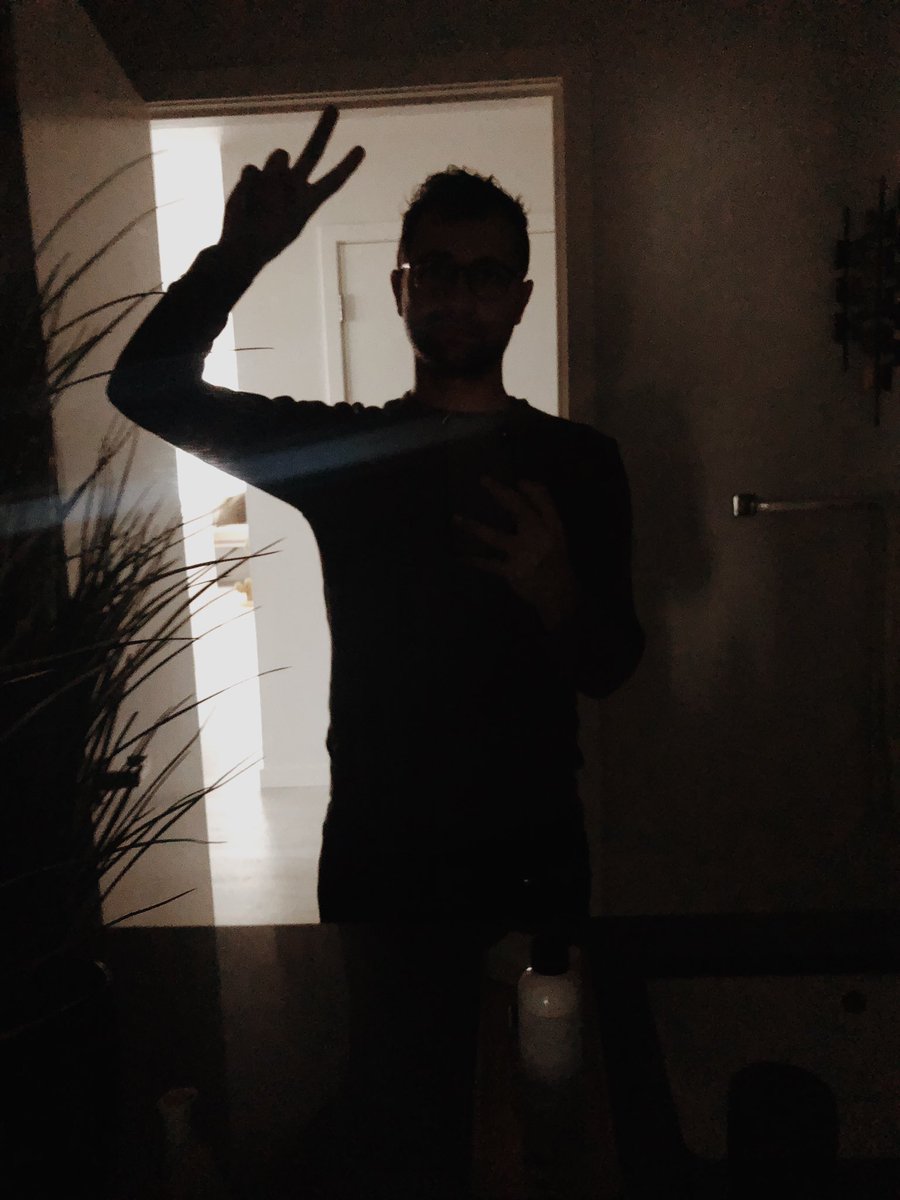 DylanRGeorge's tweet photo. Power’s out. Happy Friday! https://t.co/bVXeBxGGiA