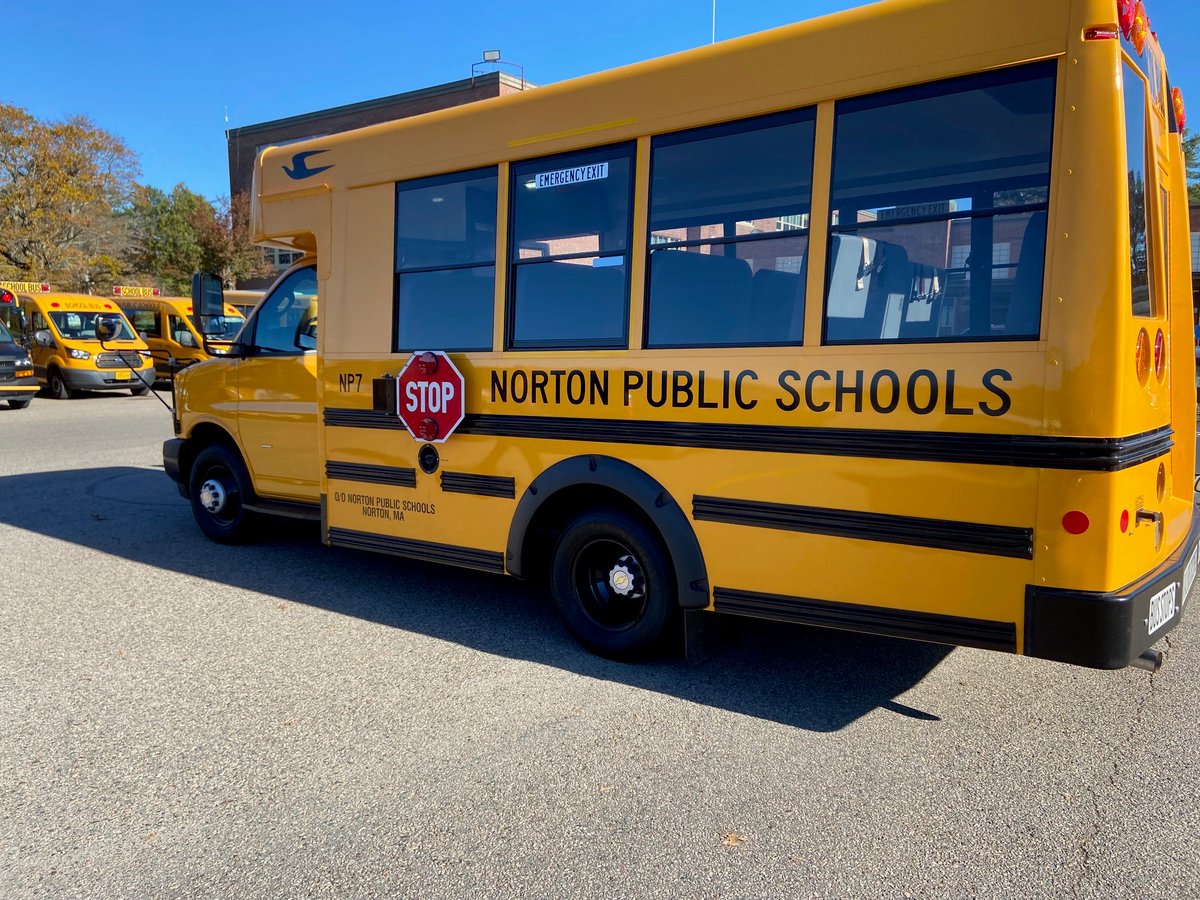 andersonmtrs's tweet photo. Successful delivery to @NortonSchools this morning! A Microbird G5 school bus was added to their fleet!
@BlueBirdBuses #microbird https://t.co/IkAeKNG8QI