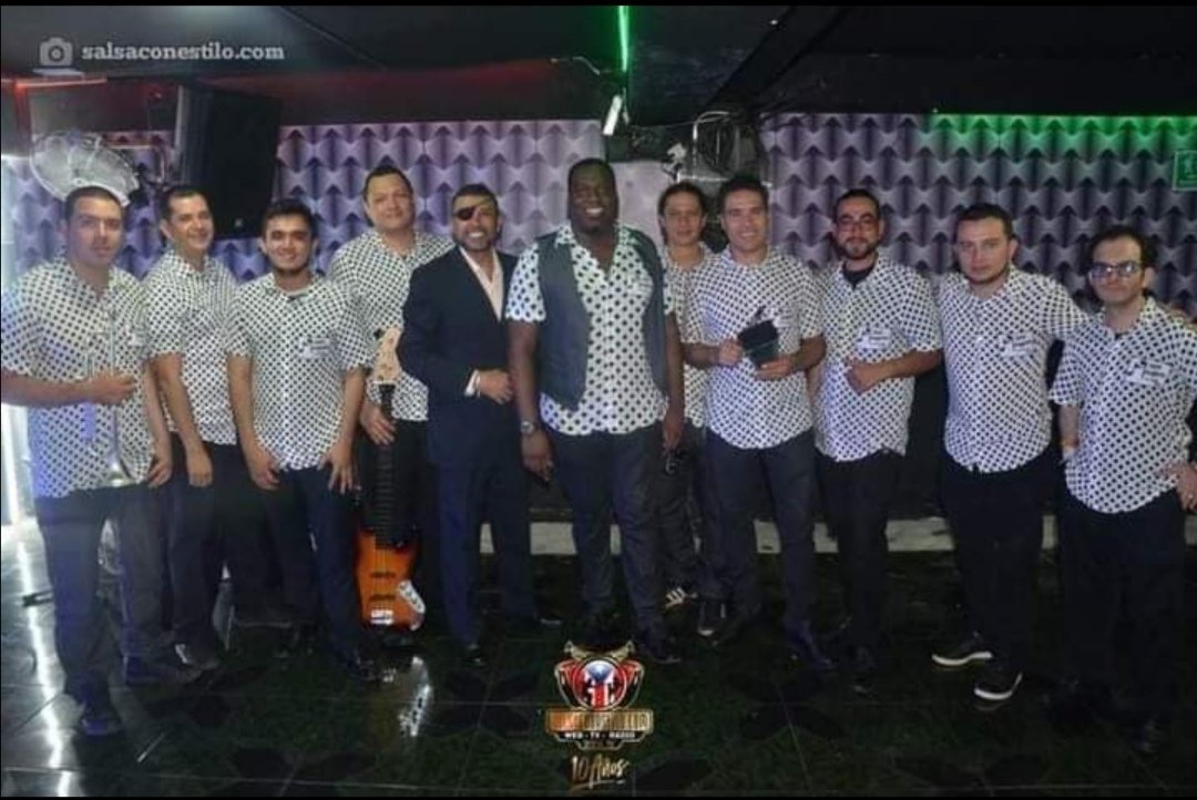 _GustavoGerardo's tweet photo. Feliz y bendecido fin de semana mi gente linda 🙏
Diosito, gracias te doy en el nombre de Jesús por tus hermosas bendiciones 🙏
#Salsa #TalentoUnido #Alianzas #DiosEsBueno #GustavoGerardo #VolveréANacerEnTi #ManosNegras #LoQueMeQuedó #SeMeAcabóElAmor #MeExtrañarás #GraciasRumbero https://t.co/WigG1jRZ3s