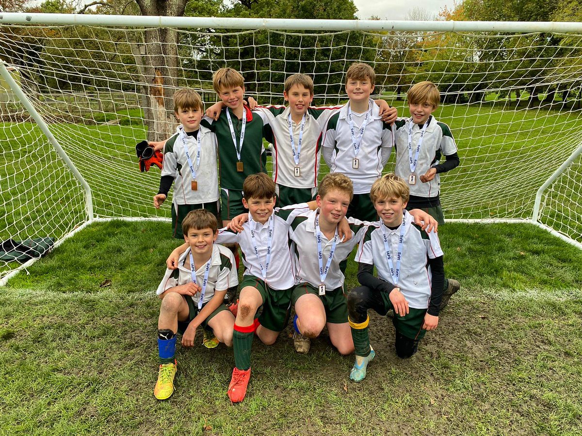 Big congratulations to our U11A team who played similar football to <a href="/chelseafc/">Chelsea FC</a> on Thursday. We are very proud of these boys playing in the IAPS competition, well done to the 9 boys! #NWSnl #nwsnlform3 ⚽️💙