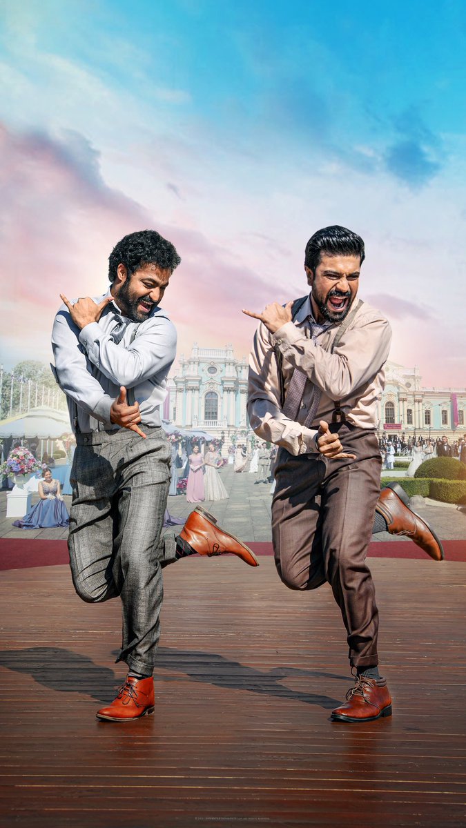 CinemaFan14's tweet photo. Telugu Single screens... Rachaaa rambolaa... Masss jathara...Janala Arupula tho song.... vinapadadu... Paperlatho screen kanapadadu.. FDFS 😍😍😍🔥🔥🔥❤️❤️❤️
#NaatuNaatu 💥💥
#RRRMovie #TarakRam #Ramcharan #NTRC
#JrNTR #Charan #RRR https://t.co/NPxKoMOoUk