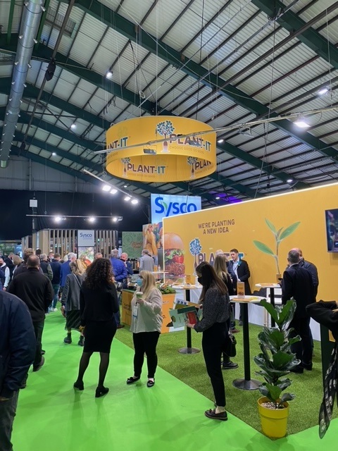 plantitfoodco's tweet photo. Our first @catexexhibition ✅
An amazing 3 days meeting existing and new customers.
A big thank you to everybody that dropped by our stand to learn more about Plant-It. 

#ChooseGoodDoGood https://t.co/NyRC2qDKmN