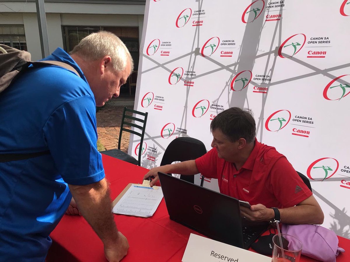 sadga101's tweet photo. Players completing registration ahead of the @CanonRSA Gauteng Open #sadga #canonopenseries #disabledgolf #disabledgolfer #golflife https://t.co/wjRDzSjdXI