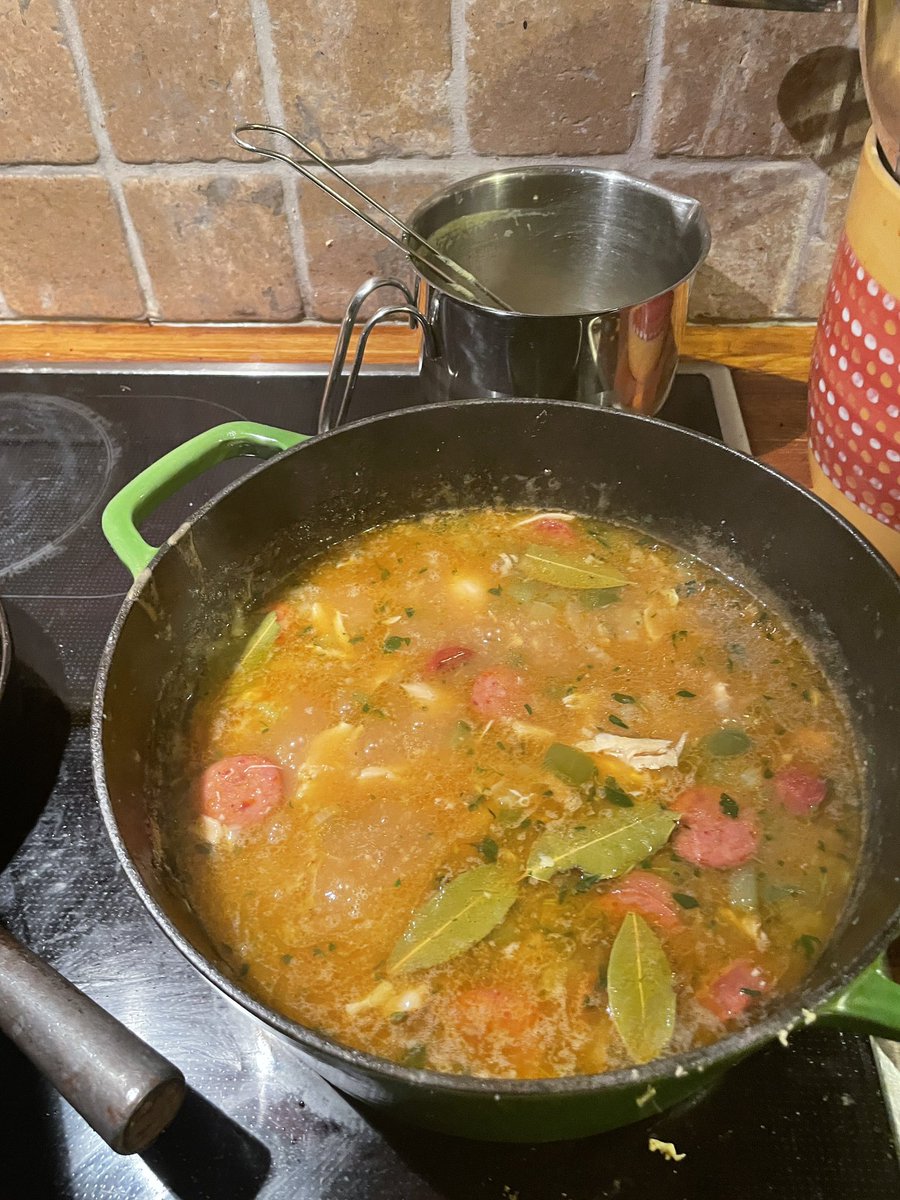 Vallamnius's tweet photo. Gumbo är #carba för vuxna män.
Don’t @ me. https://t.co/GEvX4w3Lx1
