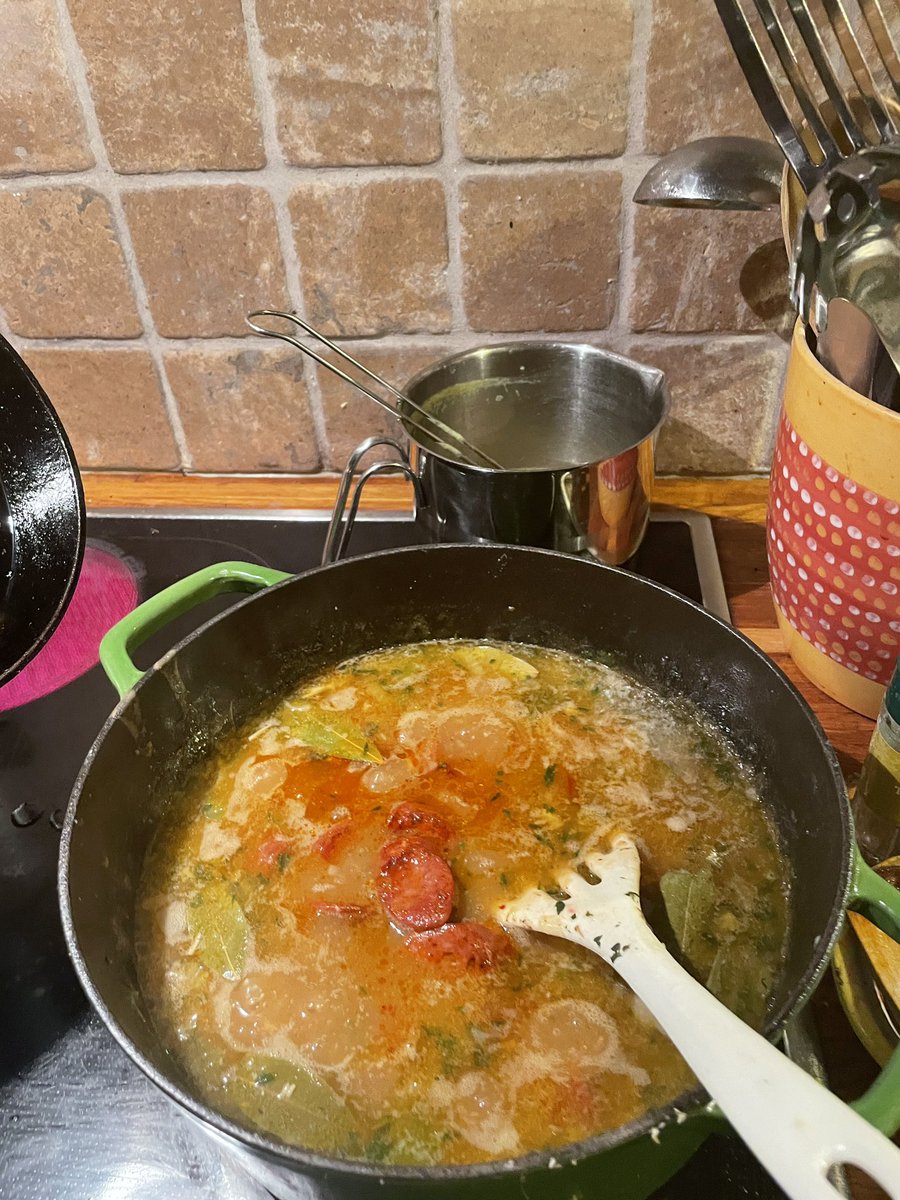 Vallamnius's tweet photo. Gumbo är #carba för vuxna män.
Don’t @ me. https://t.co/GEvX4w3Lx1