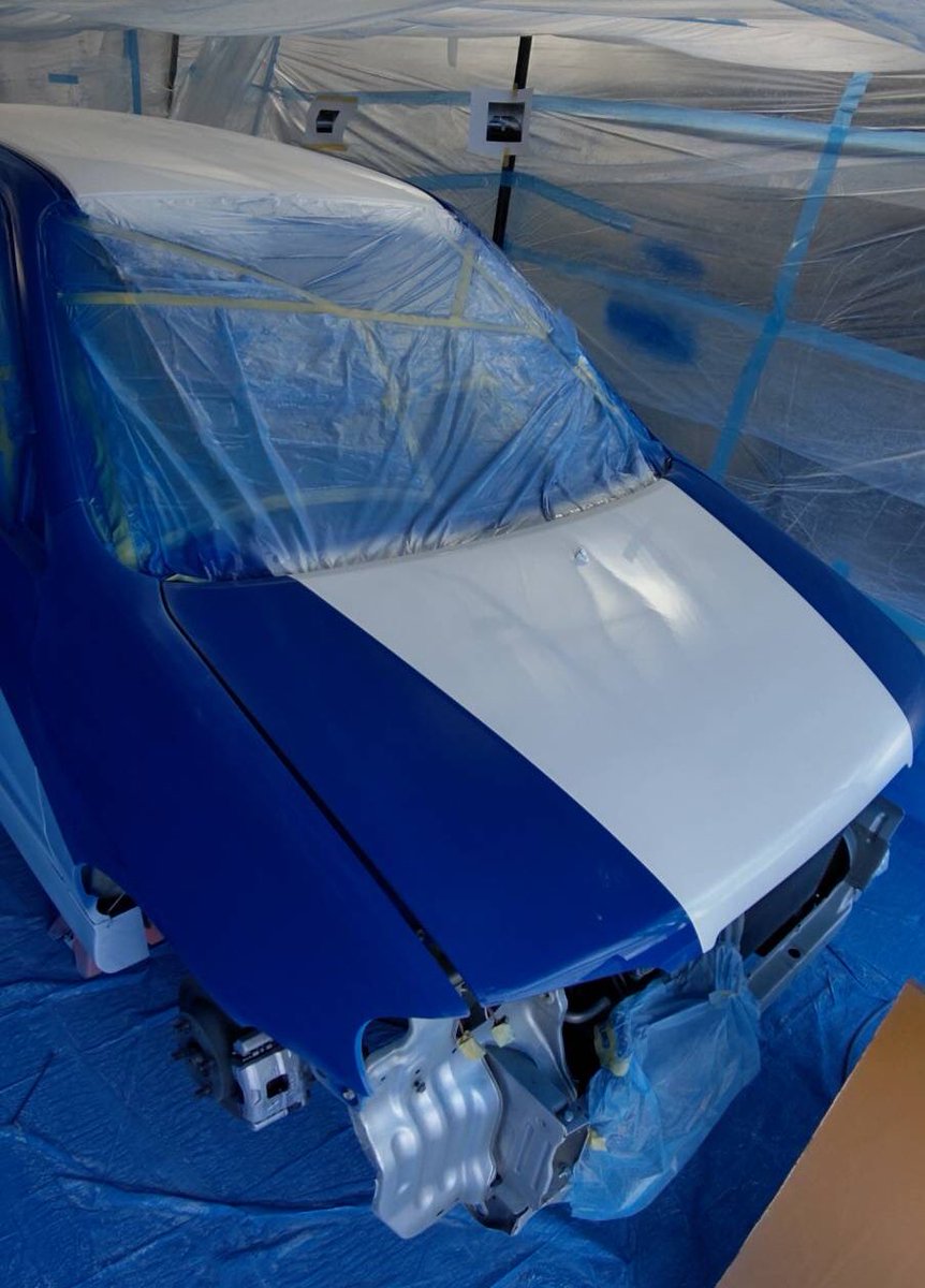SLineAuto222's tweet photo. 21日備北SuperKTaikyu（軽自動車耐久レース）に向けてAutoSalon+1さんと共同車両製作中!
初参戦ですが、好成績を収めれるよう制作していきます。
中古車販売　中古バイク　カスタム　チューニング　整備　車検　鈑金塗装
等… S Line Auto222までお気軽にご連絡下さい👍
#SuperKTaikyu #備北サーキット https://t.co/8GxmHJvSPt