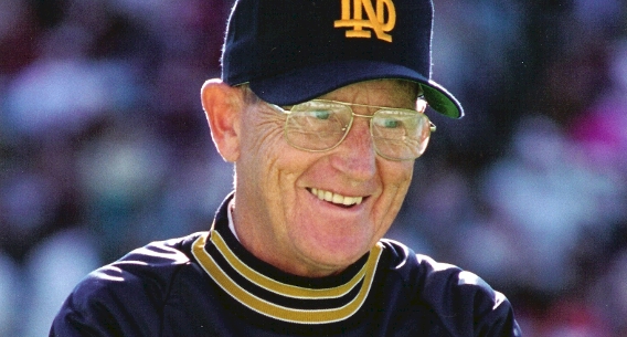 DarrinDonnelly's tweet photo. “Things have a way of working themselves out if we just remain positive.” – Lou Holtz https://t.co/txZXu6b3IL https://t.co/ecbselv93y