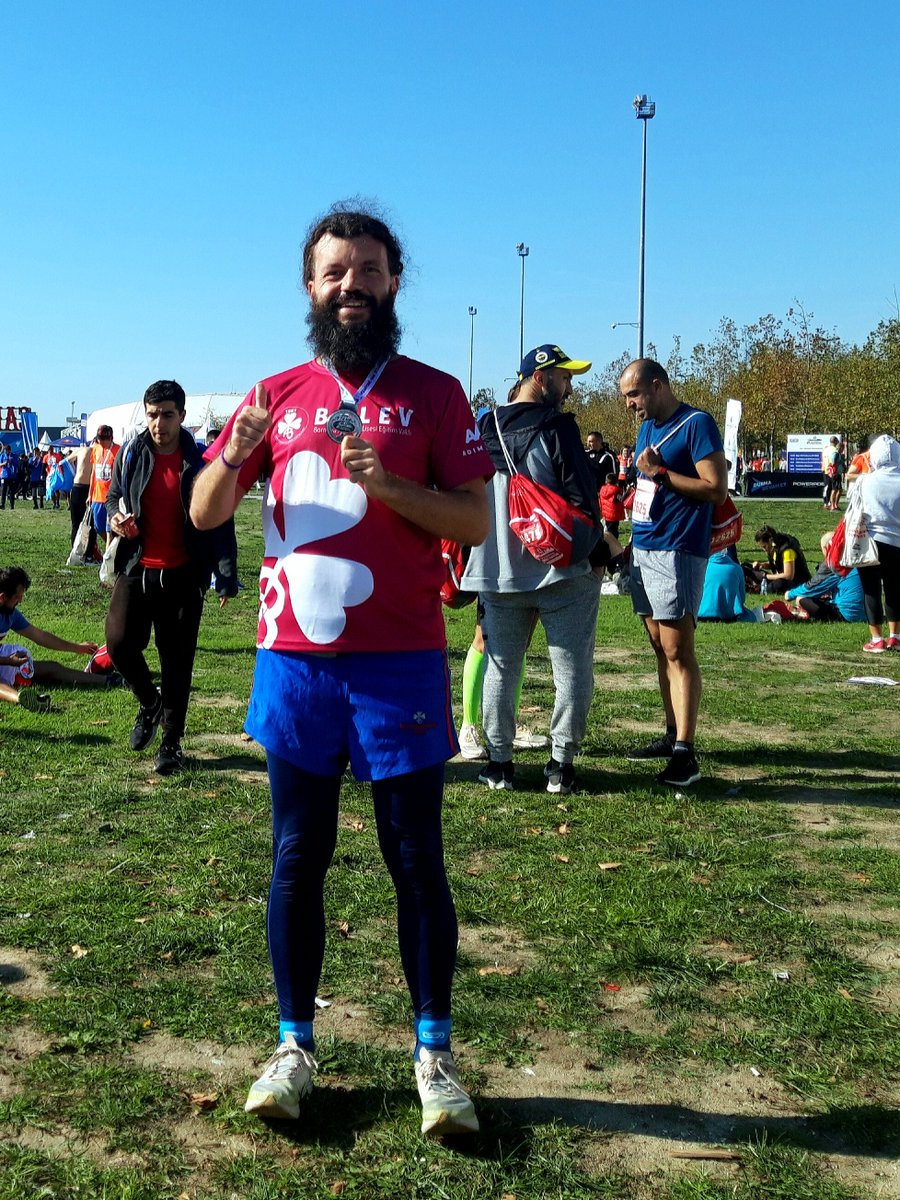 Pazar günü <a href="/AdimAdimAAO/">Adım Adım Derneği</a> ile <a href="/marathonistanbl/">Marathon Istanbul</a>'da <a href="/BALEV1981/">BALEV</a> için iyilik koşusu yapıyorum. Çünkü bilimsel, çağdaş ve laik eğitimin bir insan hakkı olduğunu düşünüyorum,  #GençlerinEğitimAşkına koşuyorum. Dayanışma bağışlarınızı bekliyorum. j.mp/3mmlhVU
#İyilikPeşindeKoş