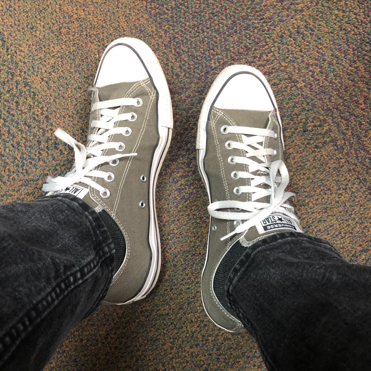 jalash's tweet photo. @tweetraychang @ChandraLCrane @joshswu @Nike Chucks are timeless. You can never go wrong there. And they make some pretty fly hightop versions. Whether they are semi-professional depends on the context. Good enough for library work though. https://t.co/Af1V4DX3jh